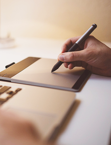 品(pin)牌網站定製(zhi)